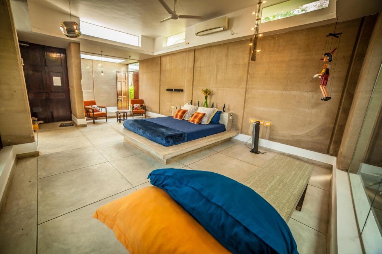 bougan villa Auroville Exteriör bild